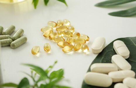 بهترین زمان مصرف مکمل‌ها از آهن تا منیزیم