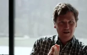 تاکر+کارلسون+(3)