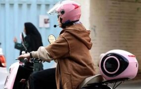 جزئیات بیمه اجباری برای بانوان موتورسوار جزئیات بیمه اجباری برای بانوان موتورسوار