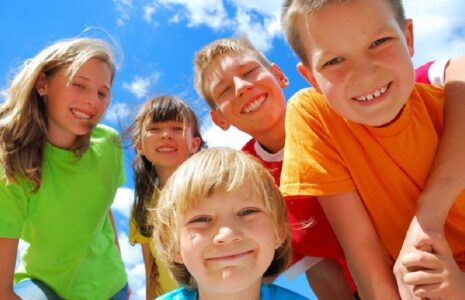 سه عادت روزانه برای تربیت کودکانی موفق و سالم