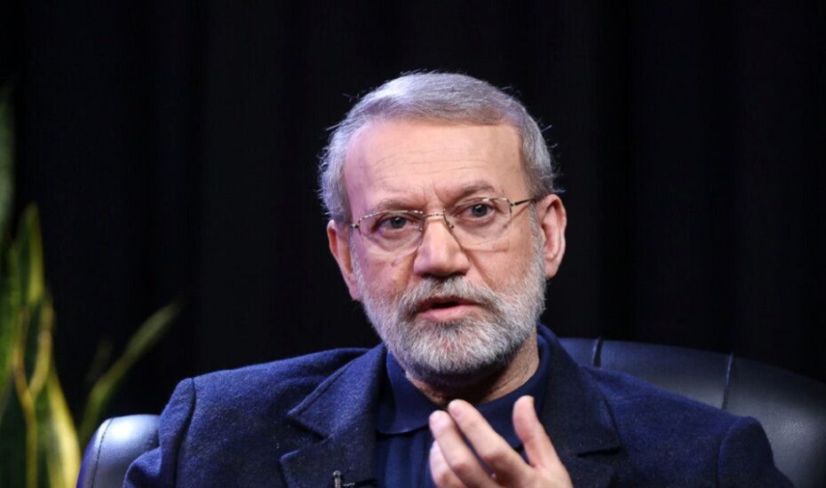 لاریجانی مذاکره با آمریکا را دنبال می‌کنیم