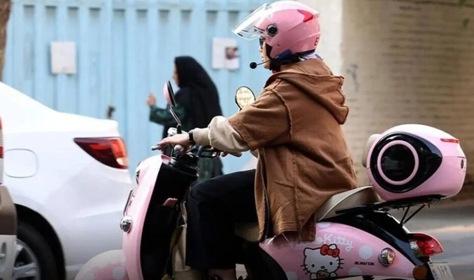 لایحه صدور گواهینامه موتورسیکلت برای زنان با مخالفت نمایندگان مجلس مواجه شد