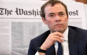 مدیرعامل واشنگتن‌پست در پی موج اخراج‌های گسترده استعفا داد