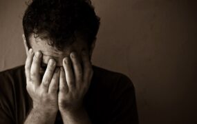 ۵ ترفندبرای مقابله با اضطراب در لحظه مقابله با اضطراب در لحظه