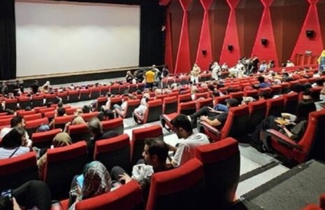 ادامه فعالیت سینما‌ها / فیلم‌های کمدی اکران نمی‌شود