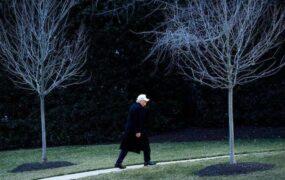 گاردین: ایران دست برتر را در جنگ دارد ترامپ
