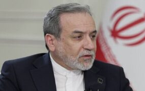 توئیت مهم عراقچی خطاب به عربستان
