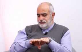 حسام الدین آشنا به ترامپ: ایران ونزوئلا نیست