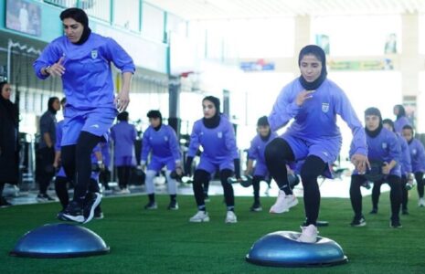درخواست بازیکن تیم ملی فوتبال بانوان برای بازگشت به ایران