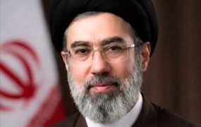مجتبی+خامنه_ای