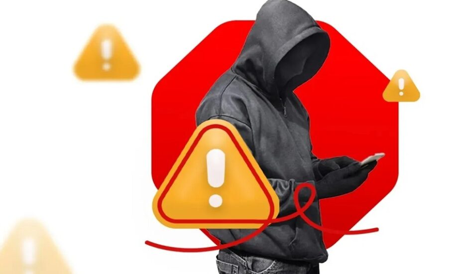 هلال‌احمراطلاعات شخصی و بانکی جعلی است