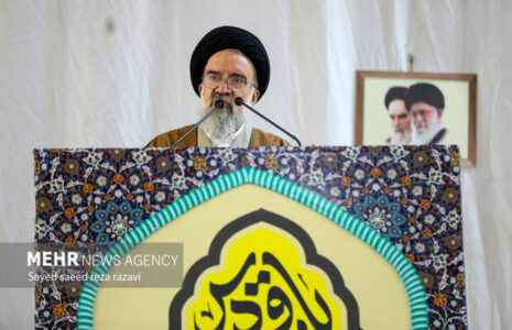 احمد خاتمی