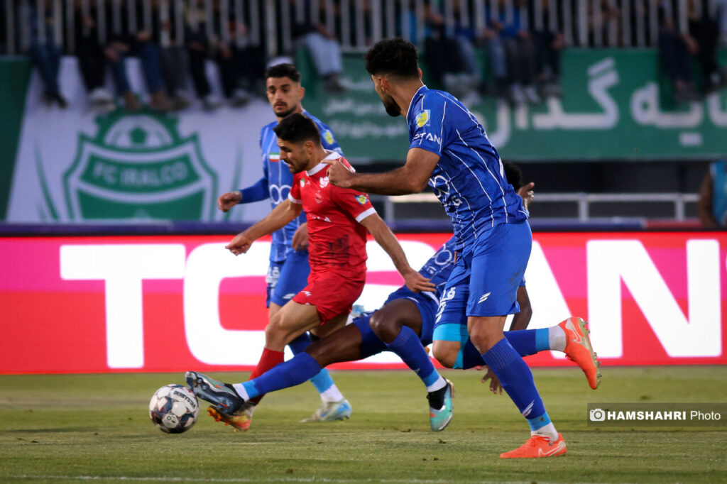 استقلال و پرسپولیس