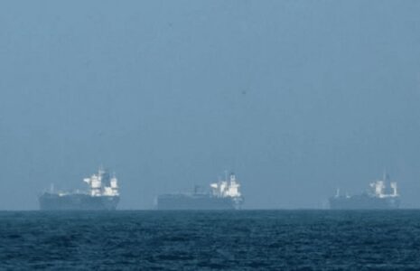 بحران تنگه هرمز به دلالان برق در چین رسید