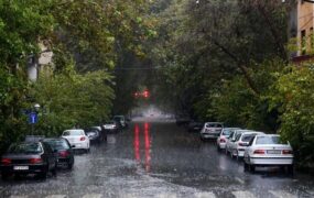 تداوم بارش باران و وزش باد شدید در برخی نقاط کشور تداوم بارش باران و وزش باد شدید در برخی نقاط کشور
