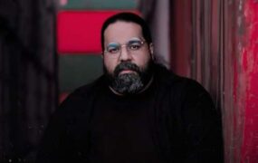 رضا صادقی برای کودکان میناب خواند