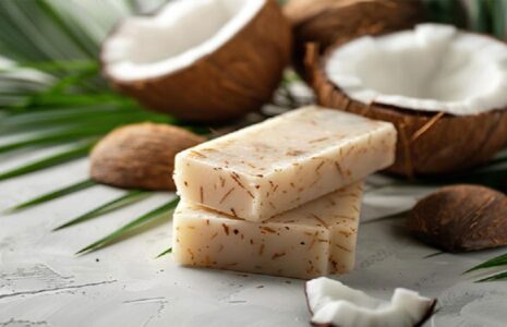 رفع خشکی و درد با روغن نارگیل