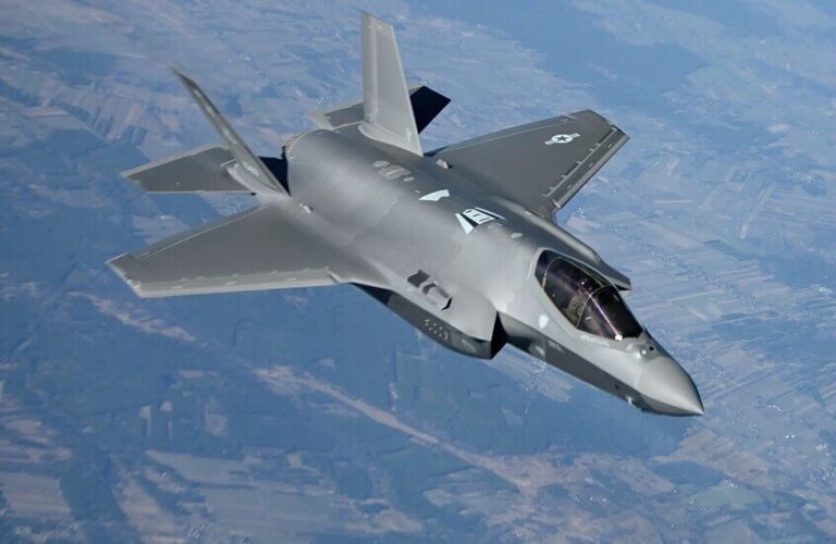 سقوط f35