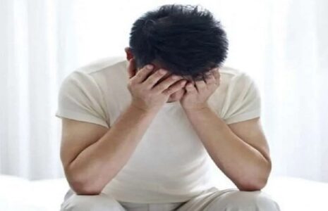 علائم هشداردهنده سرطان بیضه را بشناسید