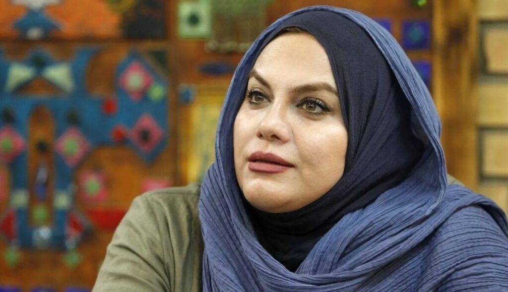 نرگس آبیار