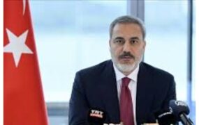 رایزنی فیدان با وزیر خارجه پاکستان درباره مذاکرات هاکان+فیدان+