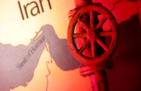 جهش قیمت نفت در پی تداوم بن‌بست تنگه هرمز