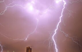 هشدار سطح زرد برای ۲۰ استان؛ رگبار، رعدوبرق و گردوخاک در راه است