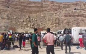 واژگونی اتوبوس در محور عسلویه به سیراف با ۷ فوتی و چندین مصدوم