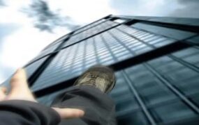 پایان تلخ اعتراض به رفیق‌بازی‌های نامزد
