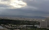 آسمان تهران در یک‌شنبه و دوشنبه/ وزش باد شدید، گردوخاک و کاهش دما