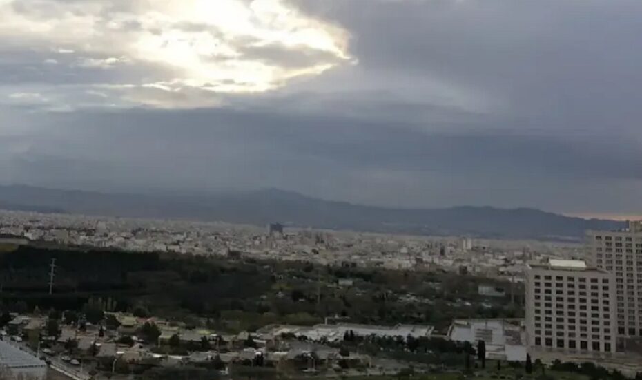 آسمان تهران در یک‌شنبه و دوشنبه/ وزش باد شدید، گردوخاک و کاهش دما