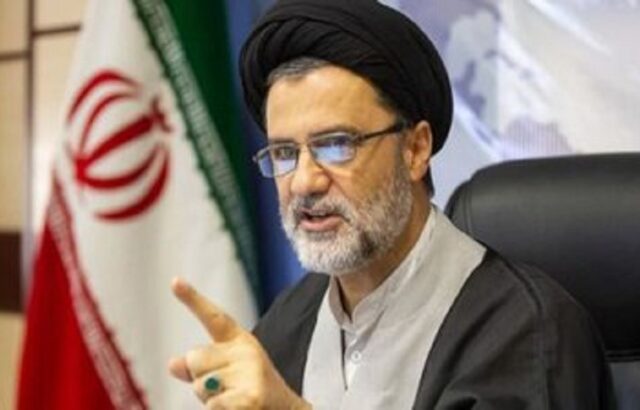 برکناری مدیرکل پس از افشای نامه‌های محرمانه رهبری توسط نبویان در تلویزیون