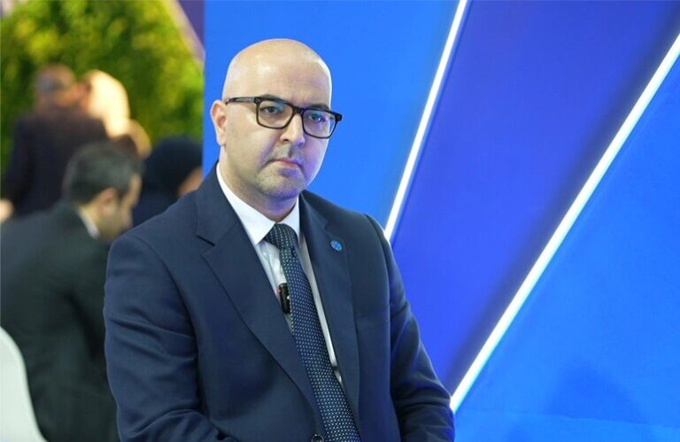 دیاکو حسینی