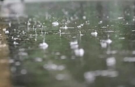 رگبار و تگرگ در نیمه شمالی