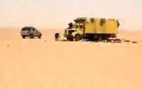 مرگ تلخ ۴۹ نفر بر اثر تشنگی در صحرای آفریقا/ فیلم مرگ تلخ ۴۹ نفر بر اثر تشنگی در صحرای آفریقا