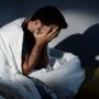 ۱۱ بلایی که بی‌خوابی بر سر بدن می‌آورد