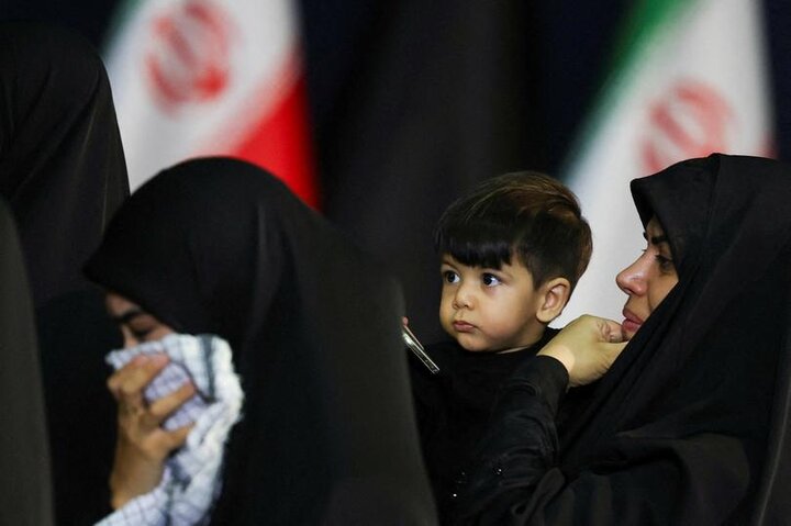 بدرقه رهبر شهیدرویترز