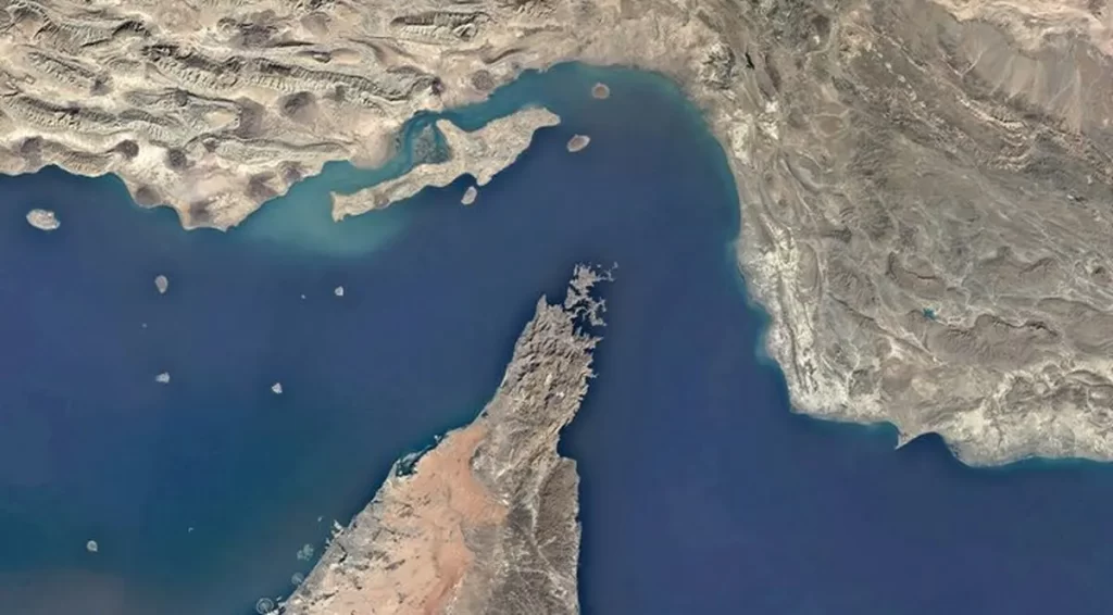 آمریکا+مجبور+می_شود+مدیریت+ایران+بر+تنگه+هرمز+را+بپذیرد