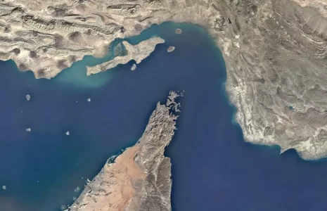 آمریکا+مجبور+می_شود+مدیریت+ایران+بر+تنگه+هرمز+را+بپذیرد