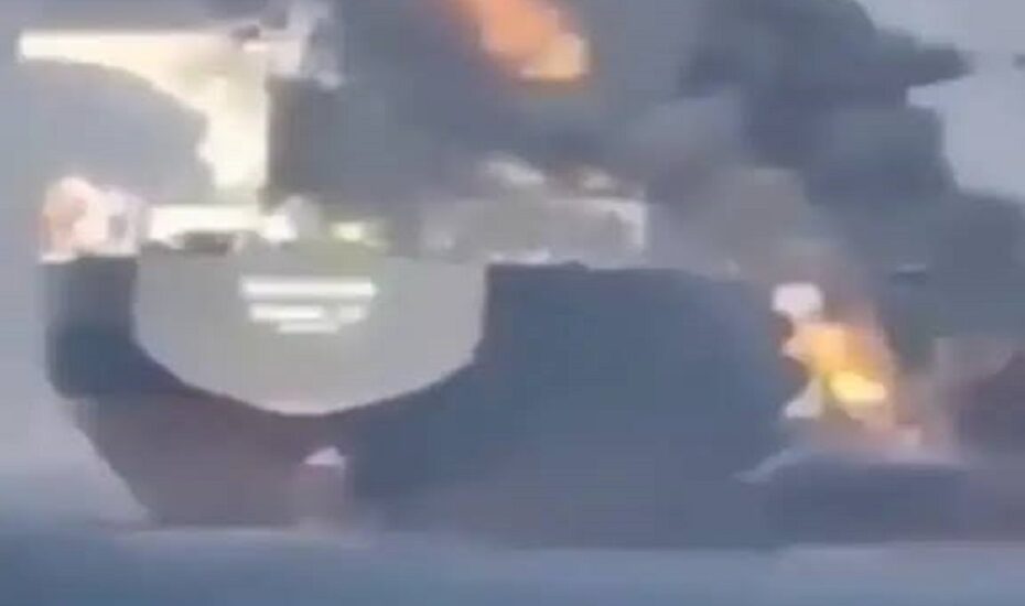 انفجار دو نفتکش در مسیر ناایمن تنگه هرمز
