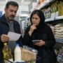 بررسی قیمت مواد غذایی و کاهش قدرت خرید خانواده کارگری