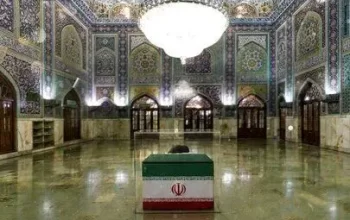 رهبر اتقلاب