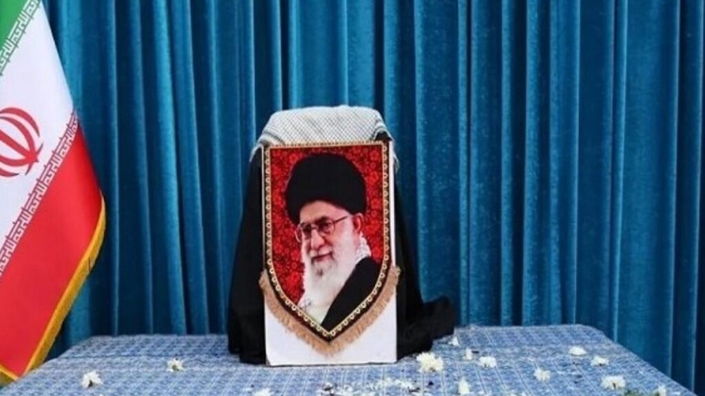 رهبر شهید