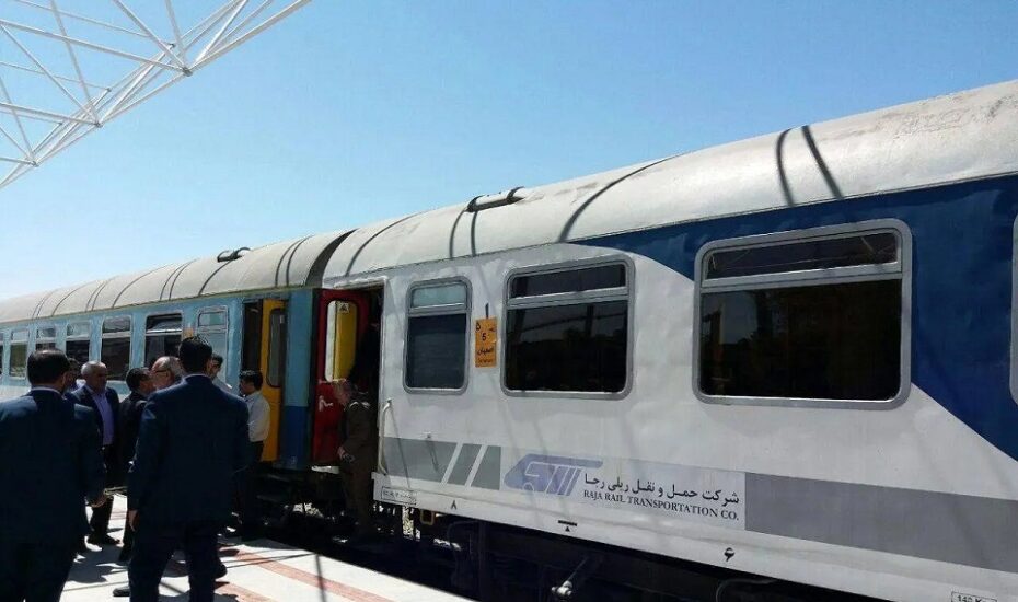 ظرفیت قطارهای تهران- قم و برعکس ۲ برابر شد