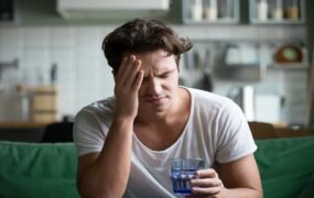 علائم و عوارض مصرف ناکافی نمک / از سردرد و خستگی تا گرفتگی عضلات