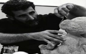علی ملک نقاش و مجسمه‌ساز درگذشت