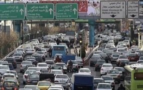 هشدار به رانندگان تهرانی / ترافیک در مسیرهای اصلی پایتخت سنگین شد