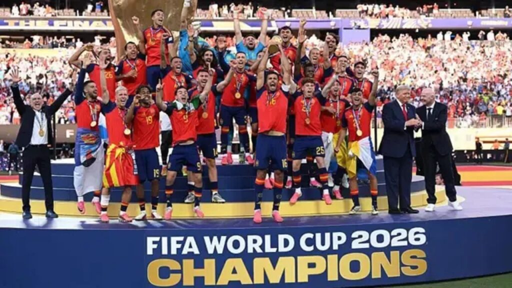پوستر قهرمانی اسپانیا در جام جهانی ۲۰۲۶