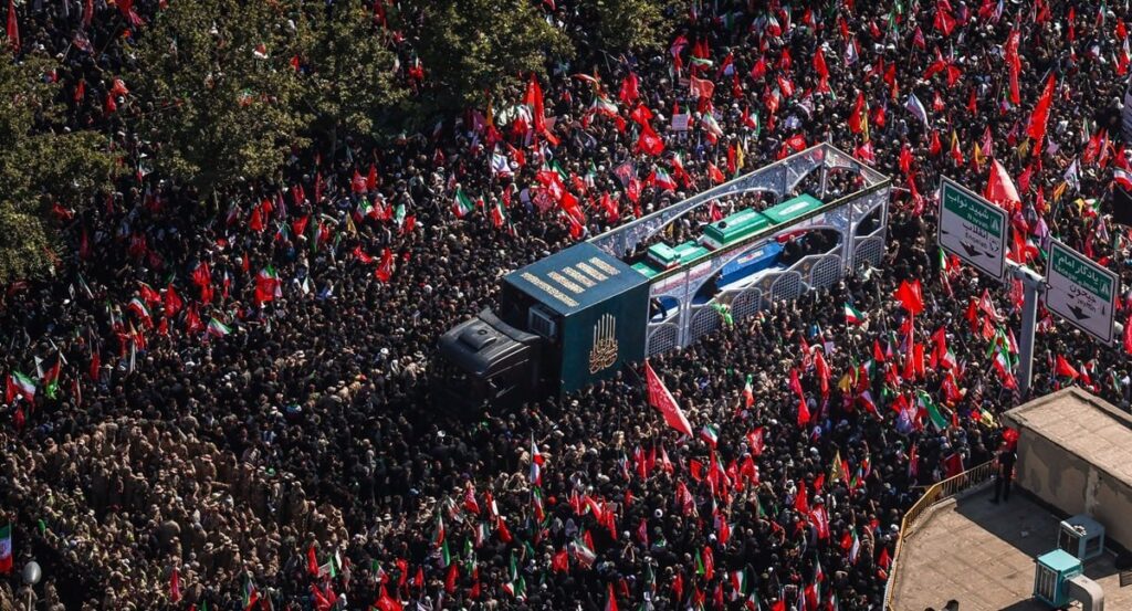 پیکر رهبر شهید