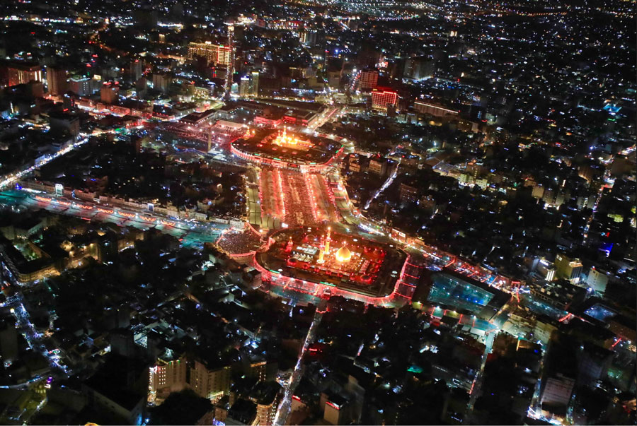 نمایی از شهر کربلا در شب اربعین حسینی